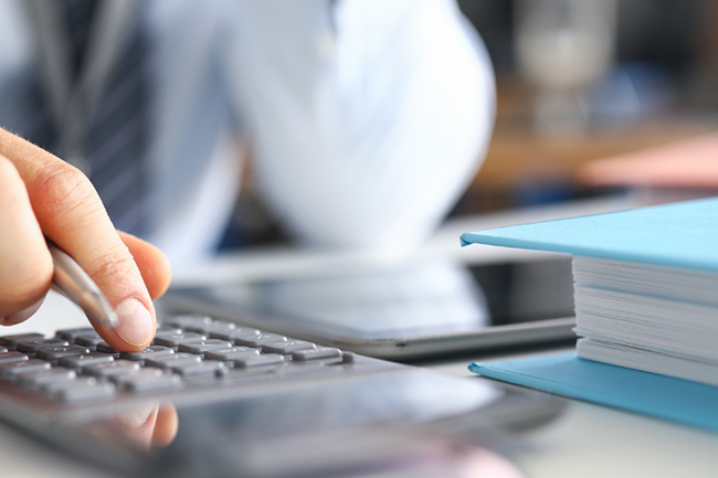 Read more about the article Are SMSFs Still Worth It for Self-Employed Business Owners?